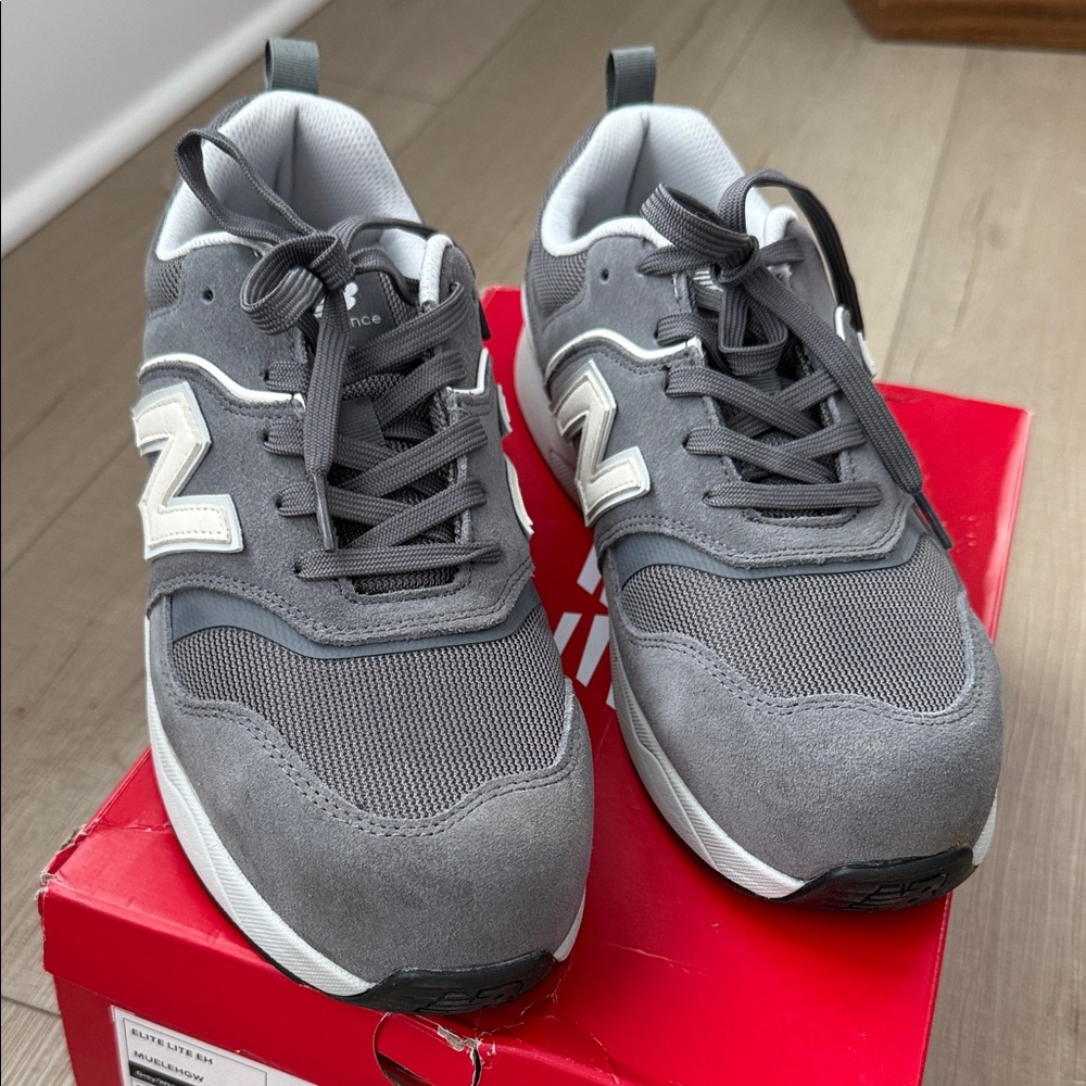 New Balance Men's Elite Lite Composite Toe Size 10 NIB